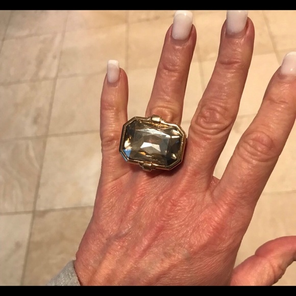 Versace ring - Picture 4 of 4